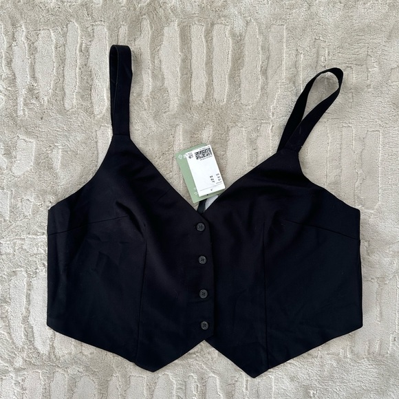 Divided Tops - H&M Button-Up Top NWT